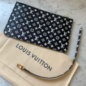 Louis Vuitton Giant Jungle Neverfull Pochette-only